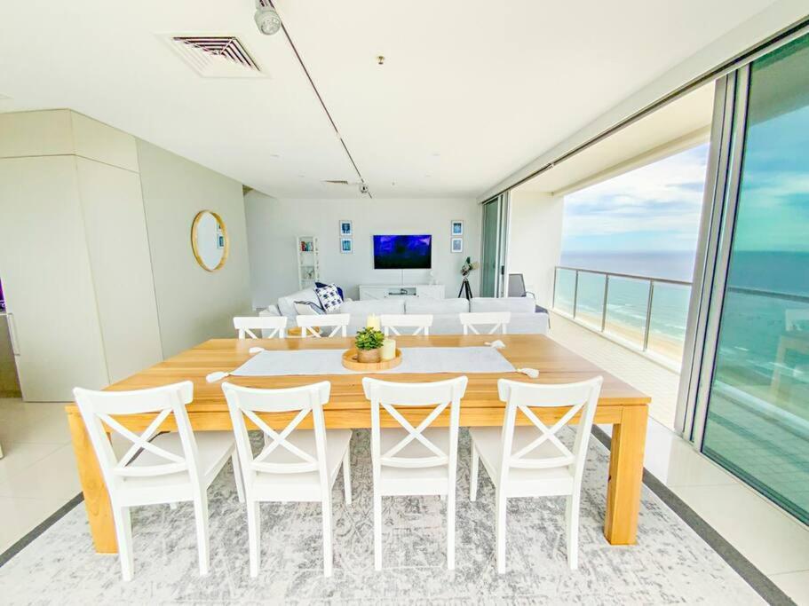 Air On Broadbeach Beachfront 2Level Stunning Apartment With 180 Degree Views Gold Coast Exterior foto